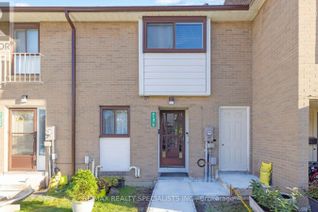 Townhouse for Sale, 147 Fleetwood Crescent, Brampton (Southgate), ON