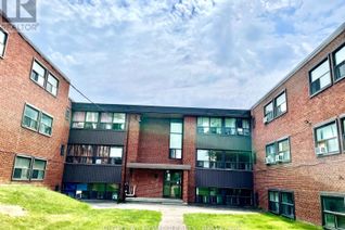 Condo for Rent, 33 Flamborough Drive #B1, Toronto (Brookhaven-Amesbury), ON