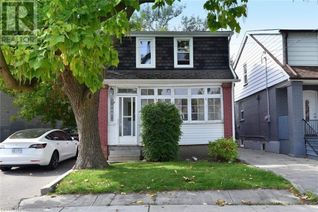 Detached House for Sale, 2 Watt Avenue, Toronto, ON