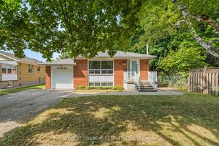 Detached House for Sale, 242 Lucas St, Richmond Hill, ON