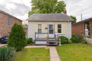 Detached House for Sale, 223 John St, Toronto, ON