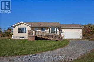 Bungalow for Sale, 6089 First Lake Road, South Frontenac (Frontenac South), ON