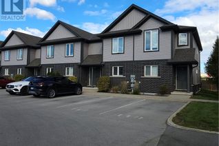 Condo for Sale, 7768 Ascot Circle Unit# 7, Niagara Falls, ON