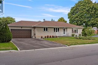 Detached House for Sale, 1 Virginia Avenue, Simcoe, ON