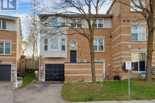 Condo for Sale, 32 Brandy Lane Way #56, Newmarket (Central Newmarket), ON