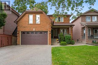 Detached House for Sale, 44 Jellicoe Avenue, Toronto (Alderwood), ON