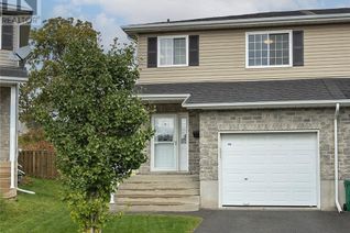 Semi-Detached House for Sale, 27 Karlee Court, Kingston, ON