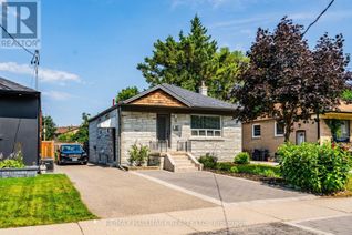 Bungalow for Rent, 41 Treeview Drive, Toronto (Alderwood), ON