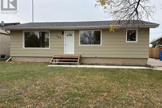 Detached House for Sale, 120 Perry Crescent, Estevan, SK