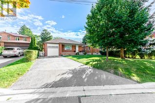 Bungalow for Sale, 19 Tobruk Crescent, Toronto (Newtonbrook East), ON