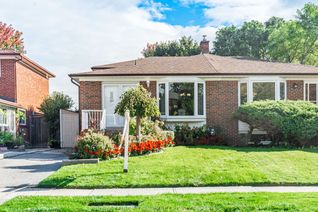 Backsplit for Sale, 89 Painswick Cres, Toronto, ON