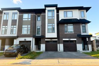 Freehold Townhouse for Rent, 250 Finch Ave #702, Pickering, ON