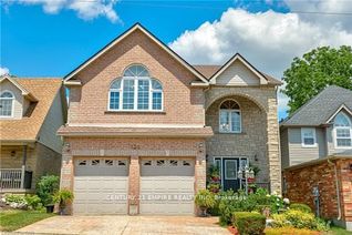 Detached House for Sale, 230 Doon Mills Dr, Kitchener, ON