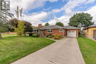 Bungalow for Sale, 36 Queen Street, Thames Centre (Dorchester), ON