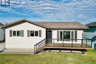 Bungalow for Sale, 8218 102 Avenue, Peace River, AB