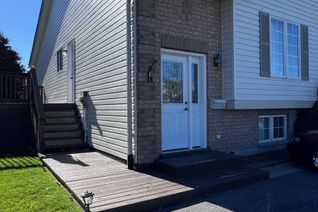 Freehold Townhouse for Sale, 7 Lang Court, Kawartha Lakes (Lindsay), ON