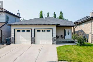 House for Sale, 14 Edinburgh Gate W, Lethbridge, AB