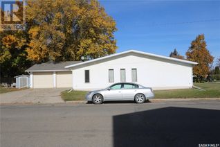 Bungalow for Sale, 90 Franklin Avenue, Yorkton, SK