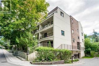 Property for Sale, 10 Moonstone Byway #151, Toronto (Hillcrest Village), ON