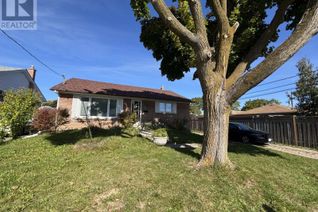 House for Rent, 4 Hawkedon Crescent, Toronto (West Humber-Clairville), ON