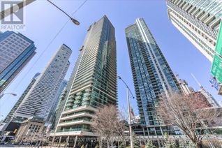 Condo Apartment for Sale, 33 Bay Street #1504, Toronto (Waterfront Communities), ON