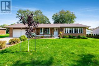 Ranch-Style House for Sale, 1418 Simmers Avenue, Kingsville, ON