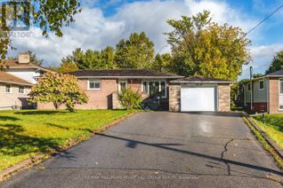 Bungalow for Sale, 215 Phillips Street, Barrie (Ardagh), ON