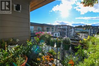 Condo Apartment for Sale, 3070 Kilpatrick Ave #PH1, Courtenay, BC