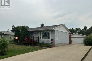 House for Sale, 233 Onstad Crescent, Weyburn, SK