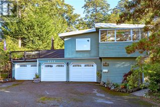 Property for Sale, 3954 Grandis Pl, Saanich, BC