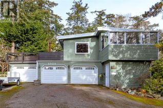 Property for Sale, 3954 Grandis Pl, Saanich, BC