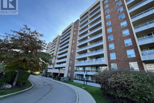 Condo for Sale, 31 Four Winds Drive #913, Toronto (York University Heights), ON