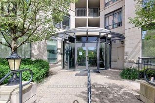 Condo for Sale, 16 Dallimore Circle #T09, Toronto (Banbury-Don Mills), ON