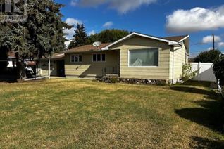 Detached House for Sale, 214 10th Avenue W, Melville, SK