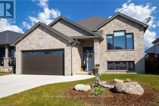 Bungalow for Sale, 403 Northport Drive, Saugeen Shores, ON