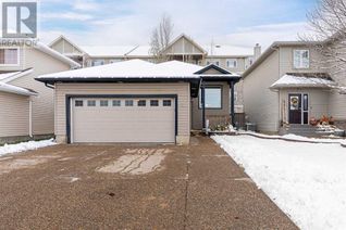 Detached House for Sale, 136 Pinnacle Place, Fort McMurray, AB