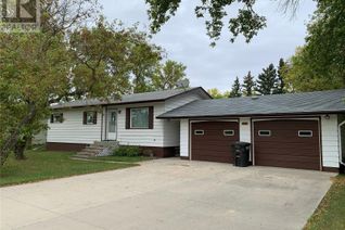 Detached House for Sale, 832 Railway Avenue, Bruno, SK