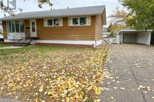 Bungalow for Sale, 7469 Lake Avenue, Gull Lake, SK