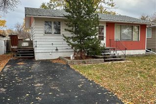 Bungalow for Sale, 5373 Kings Avenue, Gull Lake, SK