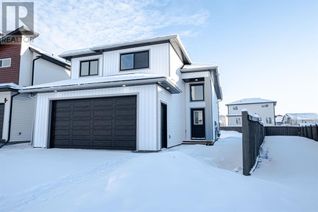 Detached House for Sale, 7109 86 Street, Grande Prairie, AB