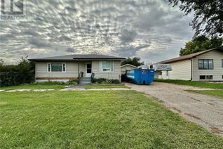 Bungalow for Sale, 302 4th Avenue, Aberdeen, SK