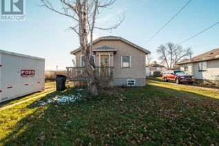 Detached House for Sale, 141 Crescent Avenue, Picture Butte, AB