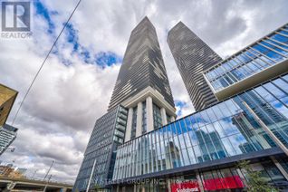 Condo Apartment for Sale, 55 Cooper Street #7111, Toronto (Waterfront Communities), ON