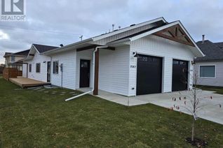 Bungalow for Sale, 5143 52 Street, Lacombe, AB