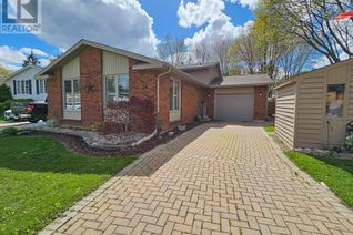 Backsplit for Sale, 56 Collegiate Drive, Chatham, ON