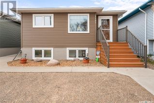 House for Sale, 1105 Lillooet Street W, Moose Jaw, SK