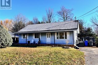 Bungalow for Sale, 126 Creighton Street, Woodstock, NB