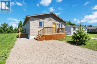 Bungalow for Sale, 2761 Oil Heritage Road #24, Oil Springs, ON