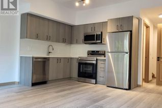 Condo Townhouse for Rent, 3425 Sheppard Avenue E #C3-317, Toronto (Tam O'Shanter-Sullivan), ON