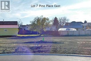 Land for Sale, 7 Pine Place E, Claresholm, AB